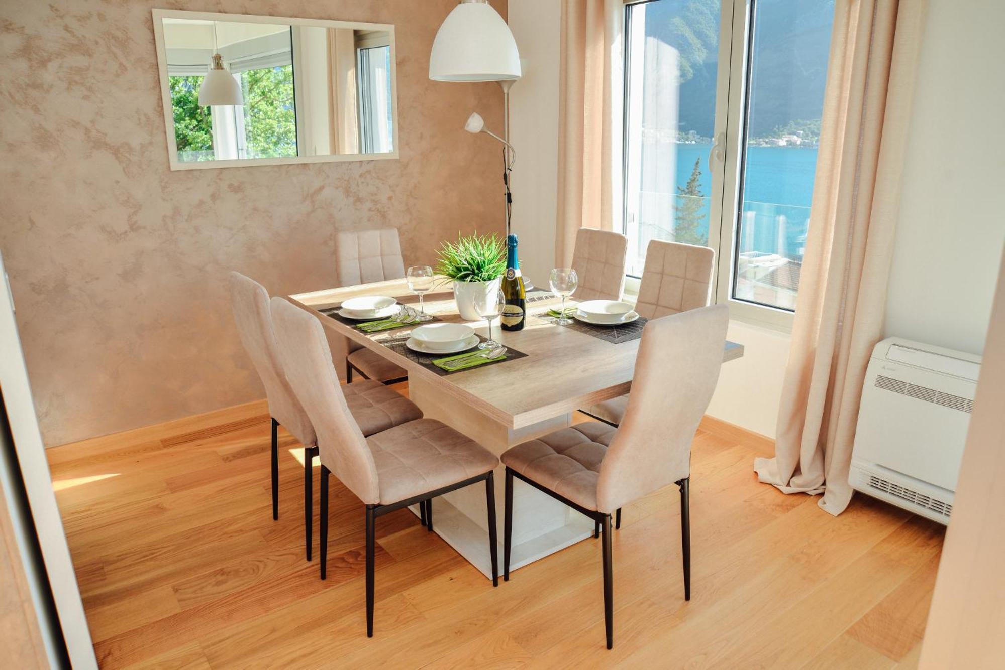 Sea View Apartment For 4 Kotor Bagian luar foto